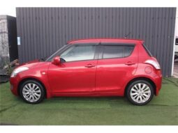 SUZUKI SWIFT 2012