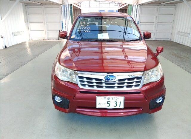 SUBARU FORESTER [SUV] full