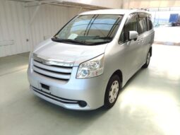 TOYOTA NOAH 2009 [WAGON] full