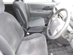 TOYOTA NOAH 2009 [WAGON] full