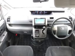 TOYOTA NOAH 2009 [WAGON] full