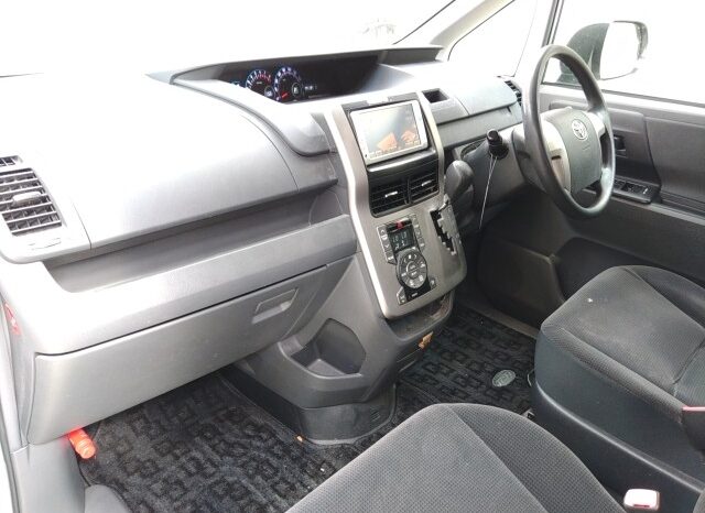 TOYOTA NOAH 2009 [WAGON] full