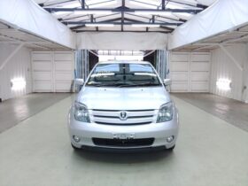 TOYOTA IST [Hatchback] 2004