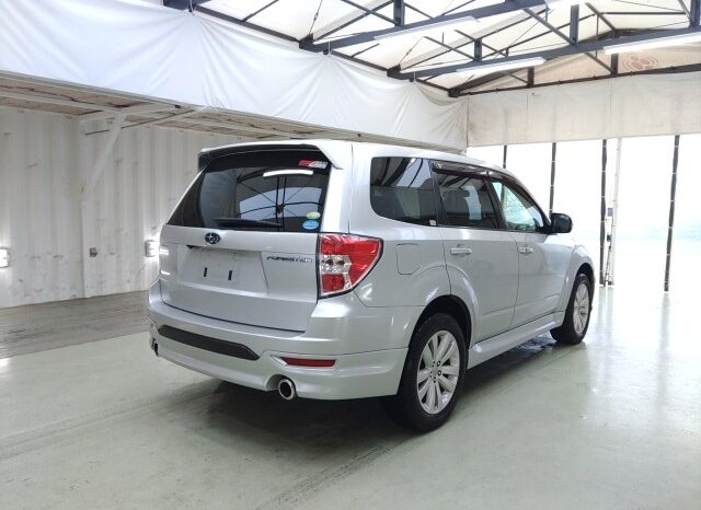 SUBARU FORESTER [SUV] full