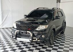 2013-TOYOTA-FORTUNER