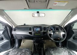 2013-TOYOTA-FORTUNER full