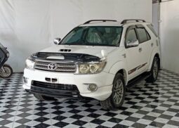 2010 TOYOTA FORTUNER 4WD AT