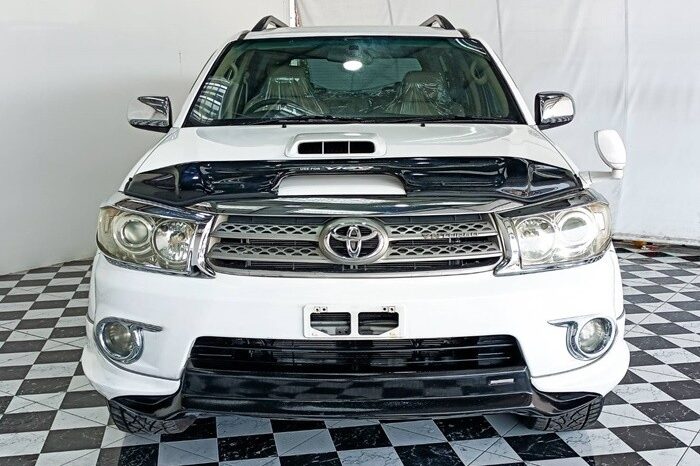 2010 TOYOTA FORTUNER 4WD AT full