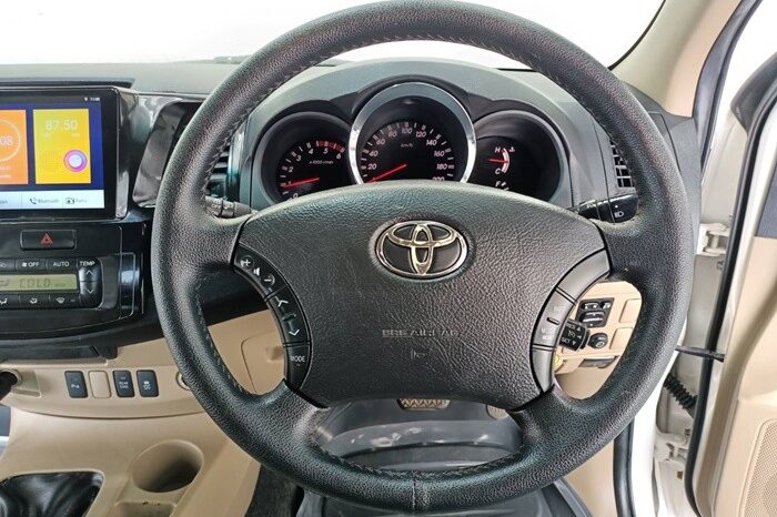 2010 TOYOTA FORTUNER 4WD AT full