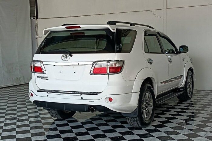 2010 TOYOTA FORTUNER 4WD AT full