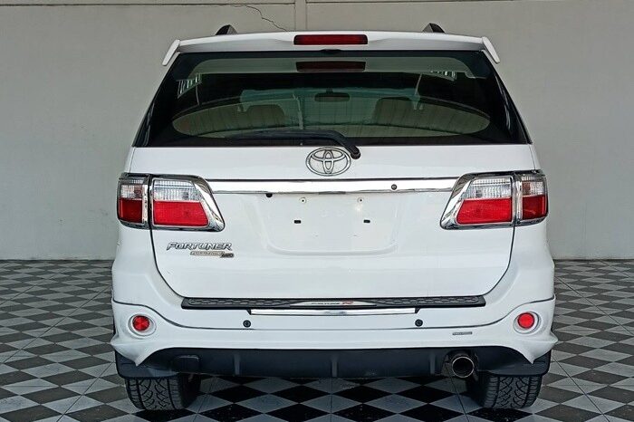 2010 TOYOTA FORTUNER 4WD AT full