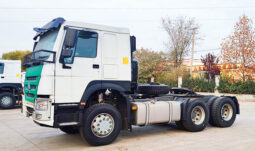 SINOTRUCK HOWO 6×4 TRACTOR TRUCK full