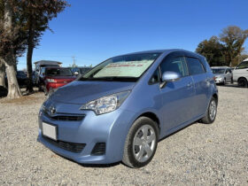 TOYOTA RACTIS HATCHBACK 2011