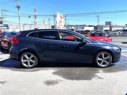 VOLVO V40 full