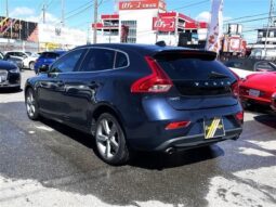 VOLVO V40 full