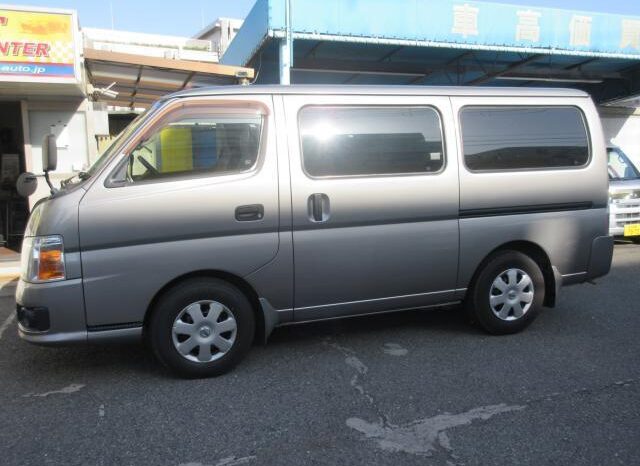 NISSAN CARAVAN 2010 full