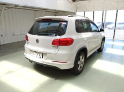 VOLKSWAGEN TIGUAN 2012 R LINE full