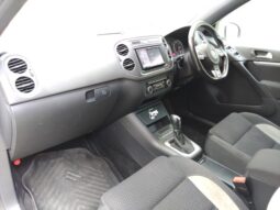 VOLKSWAGEN TIGUAN 2012 R LINE full