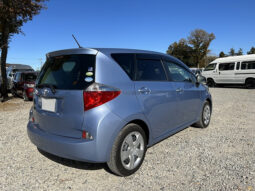 TOYOTA RACTIS HATCHBACK 2011 full