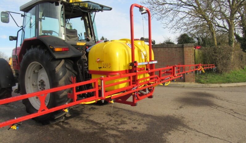 NEW 600 LITRE CROP SPRAYER full