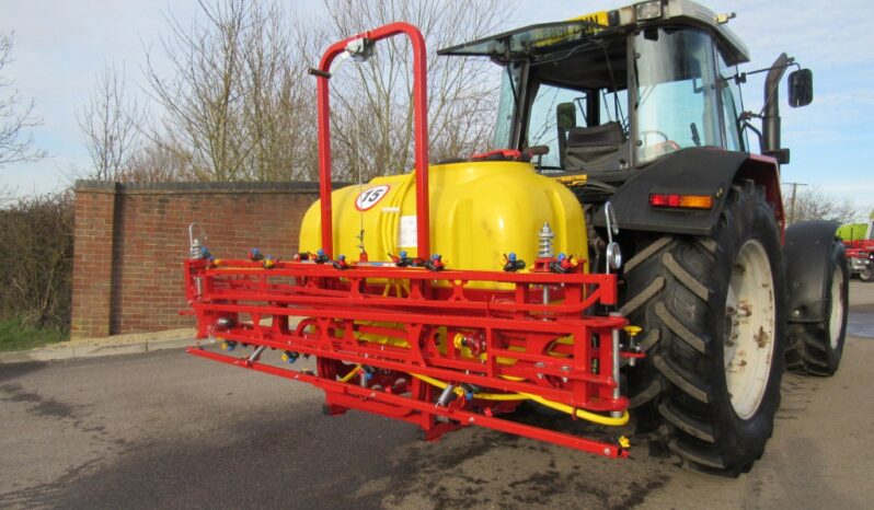 NEW 600 LITRE CROP SPRAYER full