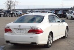 TOYOTA CROWN 2012 [SEDAN] full