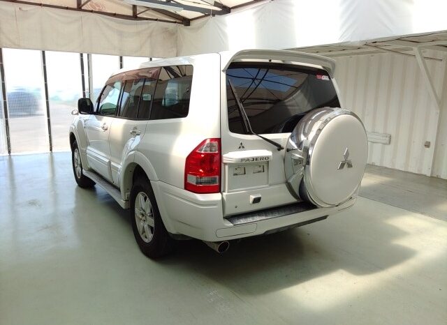 MITSUBISHI PANJERO 2004 full