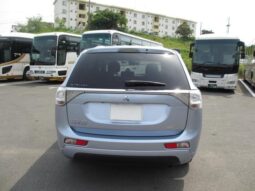 MITSUBISHI OUTLANDER PHEV 2015/4 full