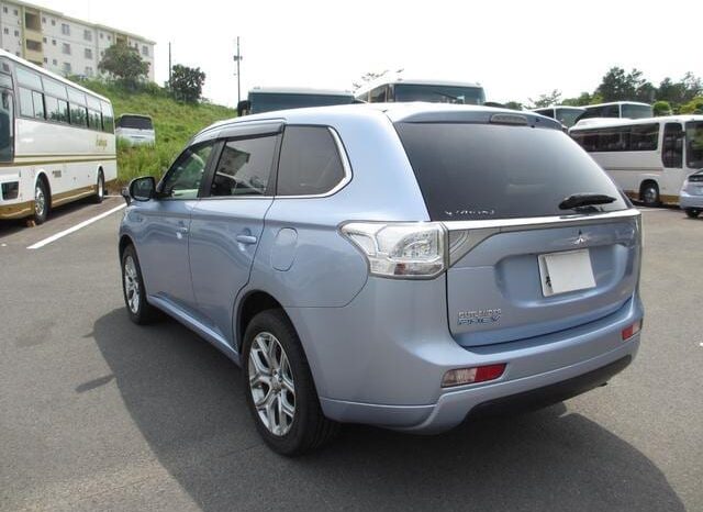 MITSUBISHI OUTLANDER PHEV 2015/4 full