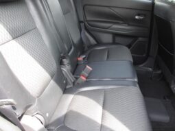 MITSUBISHI OUTLANDER PHEV 2015/4 full