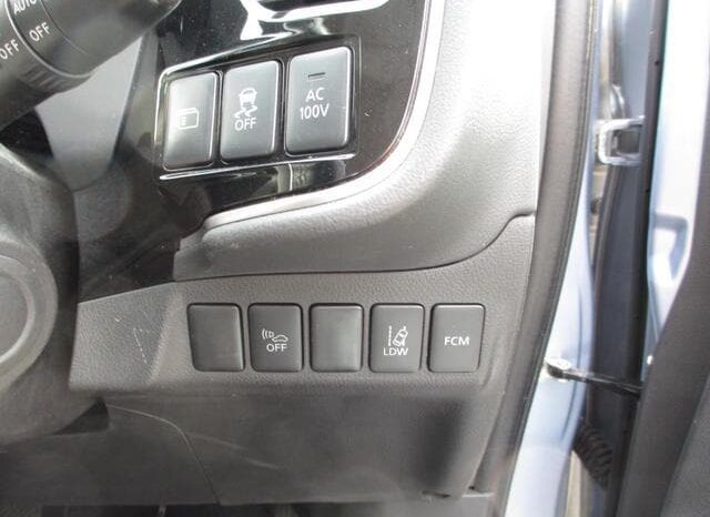 MITSUBISHI OUTLANDER PHEV 2015/4 full