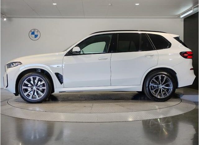 BMW X5. X DRIVE 40D M-SPORT full