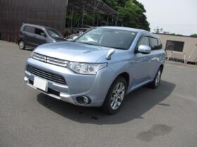 MITSUBISHI OUTLANDER PHEV 2015/4