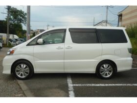 TOYOTA ALPHARD V [Van] 2004