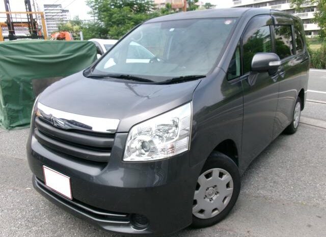 TOYOTA NOAH X 2008 [Van] full