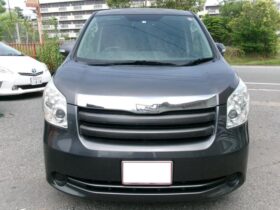TOYOTA NOAH X 2008 [Van]