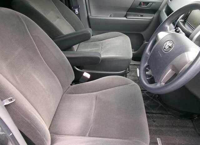 TOYOTA NOAH X 2008 [Van] full