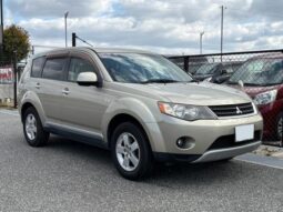 MITSUBISHI OUTLANDER full