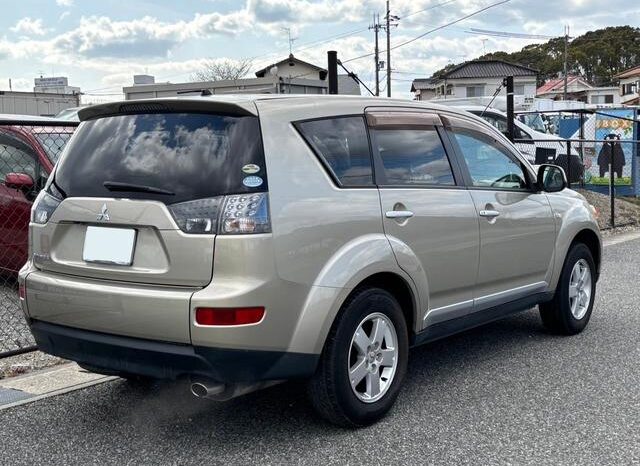 MITSUBISHI OUTLANDER full