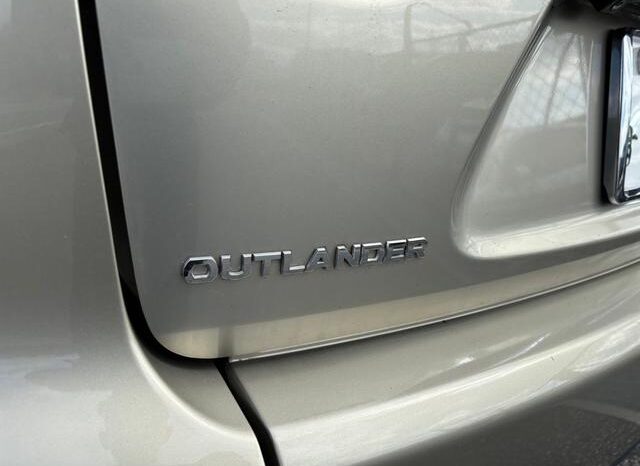 MITSUBISHI OUTLANDER full