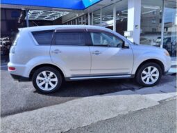 MITSUBISHI OUTLANDER [２４Ｇ] 2009