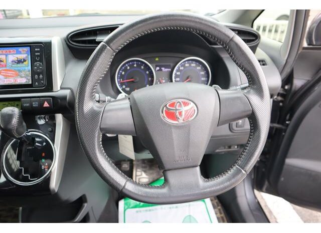 TOYOTA WISH 1.8S 2012 full