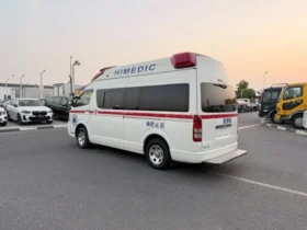 2009 TOYOTA HIACE AMBULANCE VAN