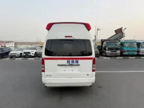 2009 TOYOTA HIACE AMBULANCE VAN