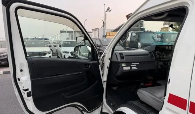 2009 TOYOTA HIACE AMBULANCE VAN full