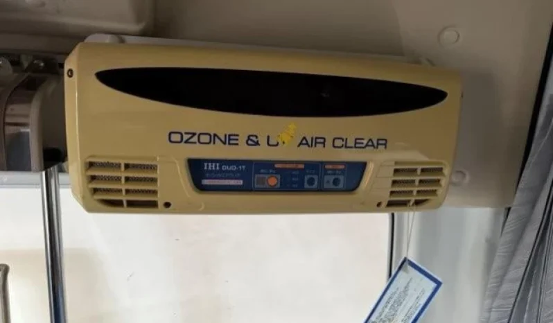 2009 TOYOTA HIACE AMBULANCE VAN full