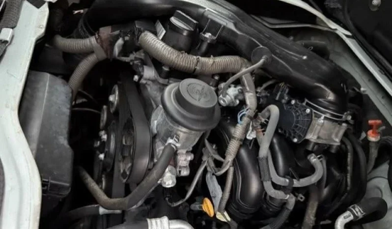 2009 TOYOTA HIACE AMBULANCE VAN full