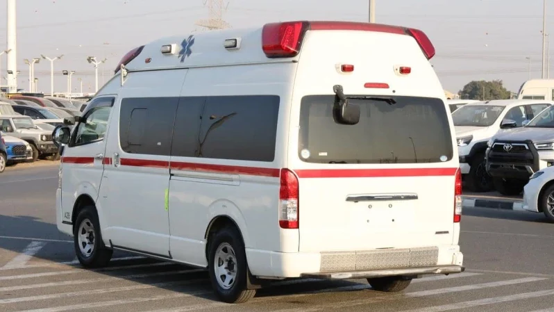 2015 TOYOTA HIACE AMBULANCE full
