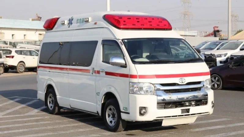 2015 TOYOTA HIACE AMBULANCE full
