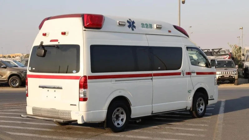 2015 TOYOTA HIACE AMBULANCE full